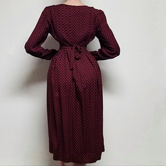 VINTAGE 80s Sarah Elizabeth Red Floral Print Pleated Princess Cut Midi Dress 6 - Picture 3 of 13